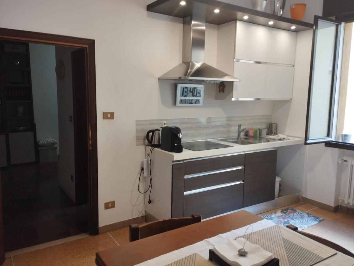 Appartamento Spazioso In Mazzini ボローニャ エクステリア 写真